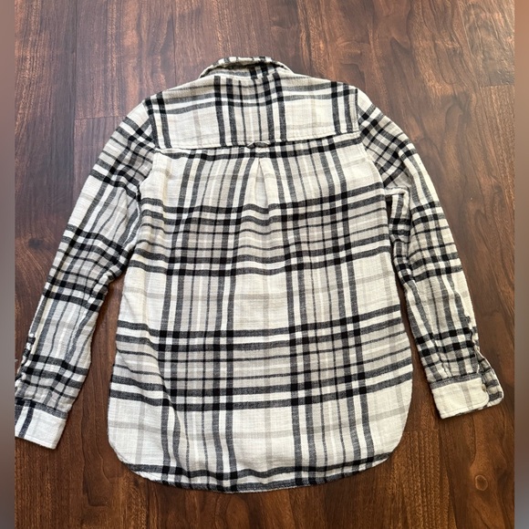 American Eagle Outfitters Black and White Flannel 100% Cotton - Picture 3 of 5